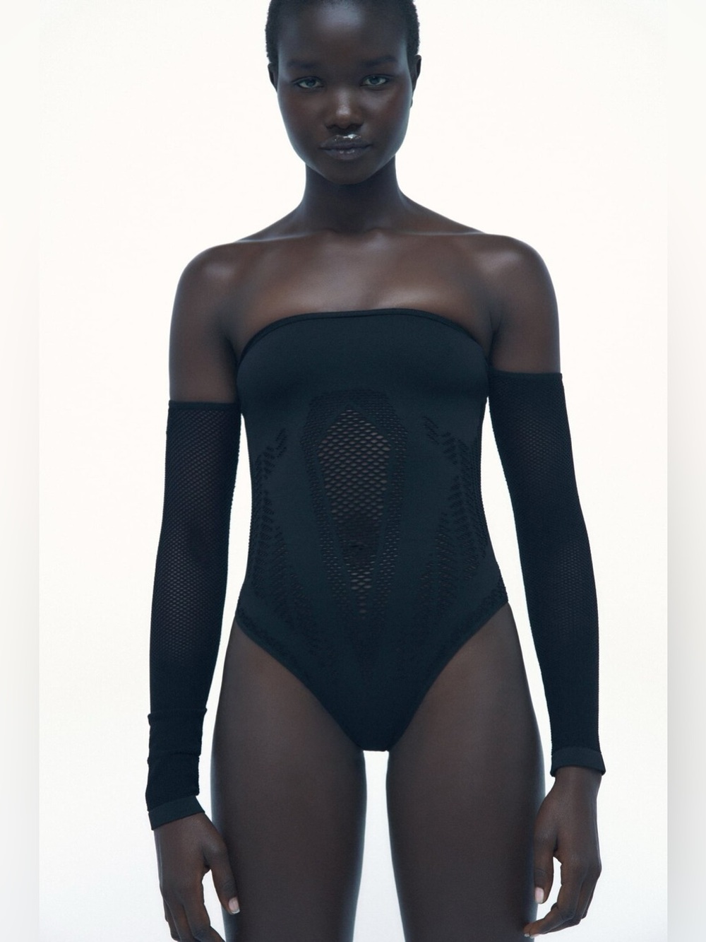 Black Strapless Long Sleeve Bodysuit